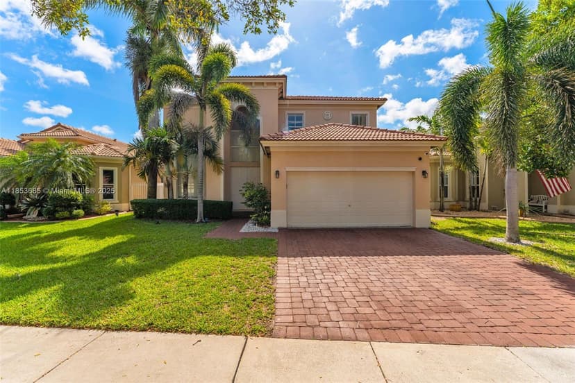 1755 NE 37th Ave, Homestead FL 33033