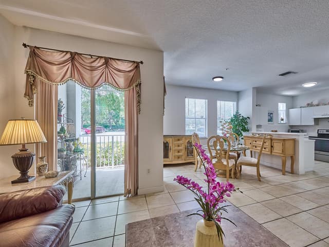 1006 Shoma Drive, Royal Palm Beach FL 33414 - Royal Palm Beach, FL - Photo 7
