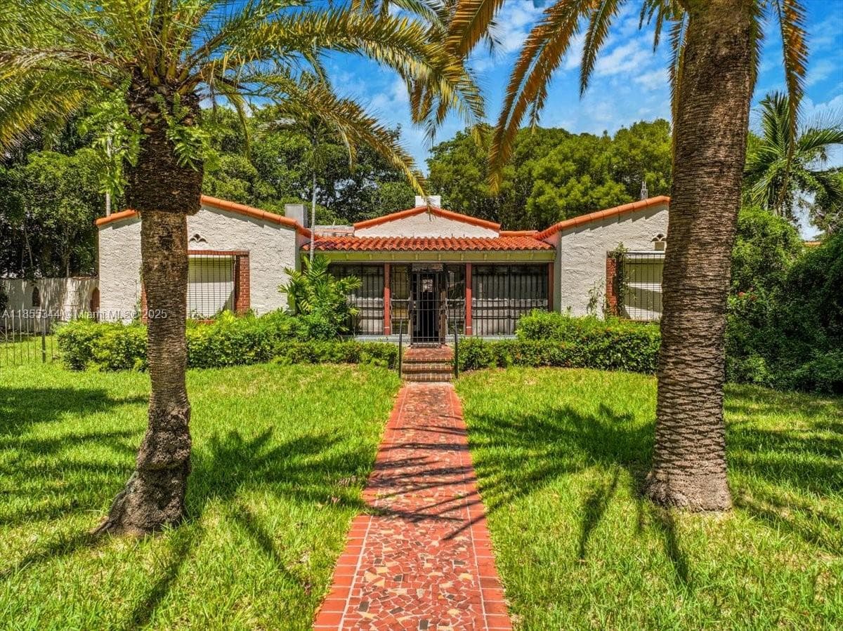 5900 NE 5th Ave, Miami FL 33137