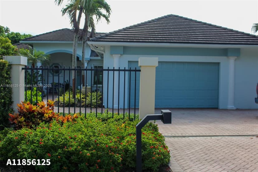 15255 SW 80th Ave, Palmetto Bay FL 33157