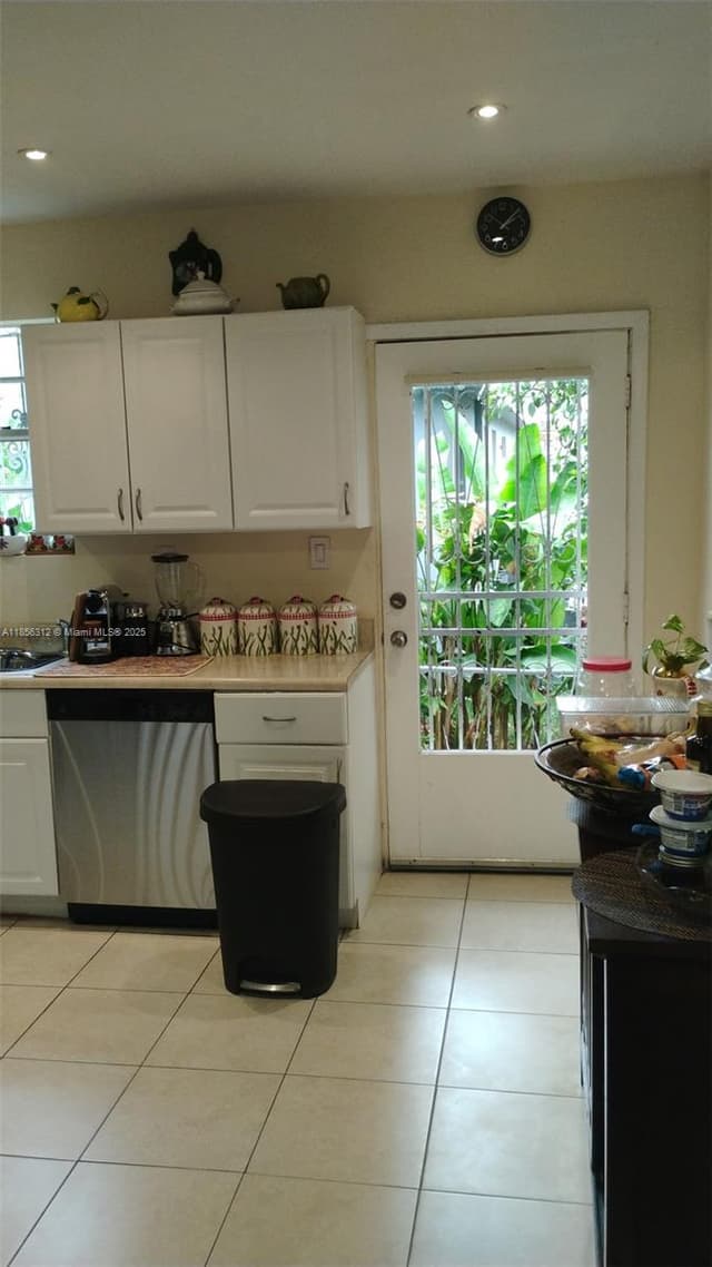7312 NW 17th Ct, Miami FL 33147 - Miami, FL - Photo 4