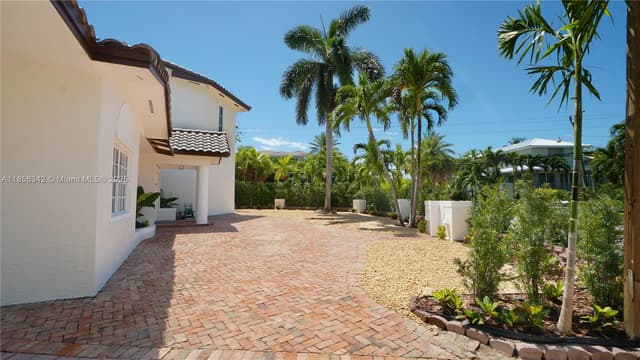 691 Ridgewood Rd, Key Biscayne FL 33149 - Key Biscayne, FL - Photo 5