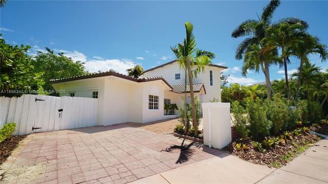 691 Ridgewood Rd, Key Biscayne FL 33149 - Key Biscayne, FL - Photo 4