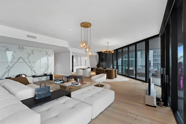 1000 Biscayne Blvd # 2402, Miami FL 33132 - Miami, FL - Photo 5