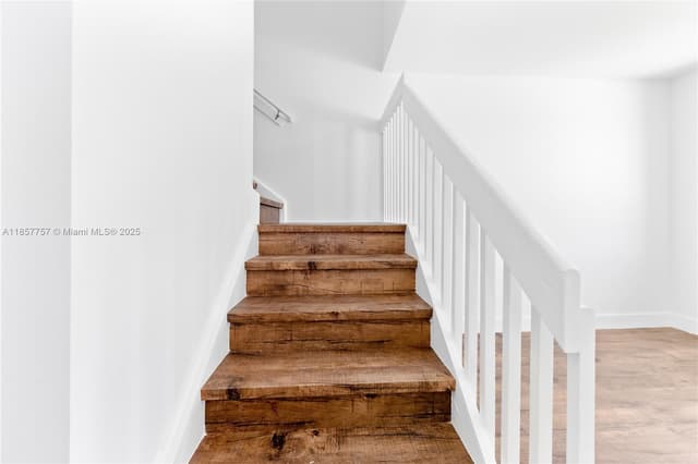 880 SW 1st St, Florida City FL 33034 - Florida City, FL - Photo 5