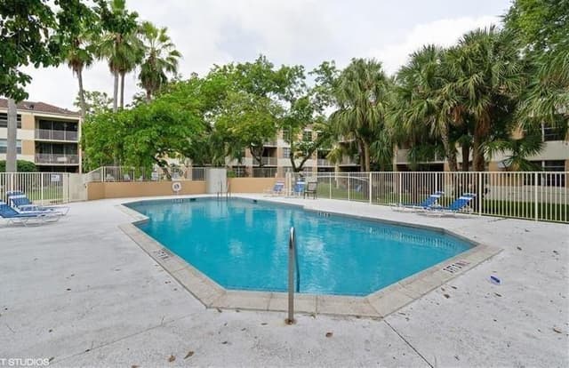 8242 NW 24th Street # 8242, Coral Springs FL 33065 - Coral Springs, FL - Photo 4