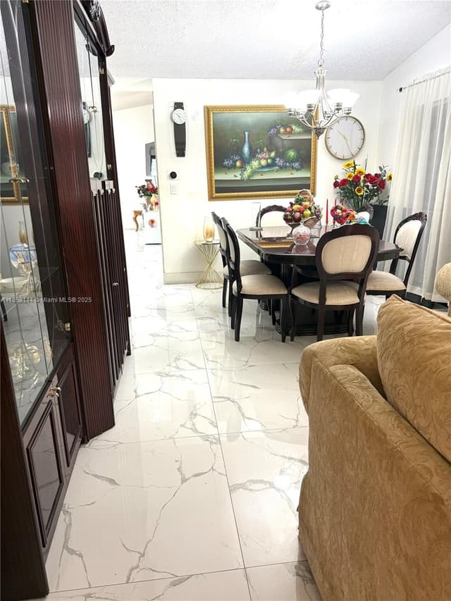 11266 SW 33rd St, Miami FL 33165 - Miami, FL - Photo 7
