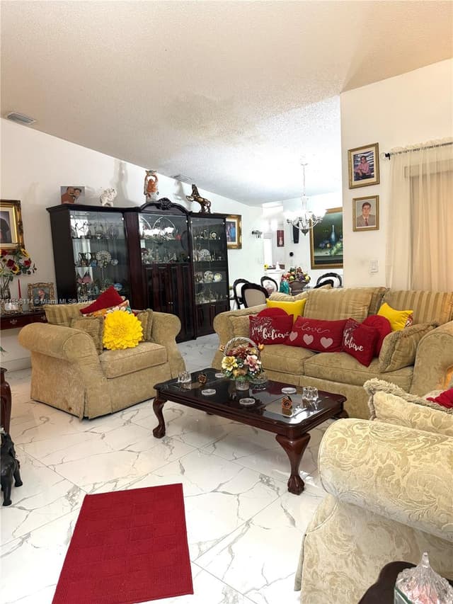 11266 SW 33rd St, Miami FL 33165 - Miami, FL - Photo 4