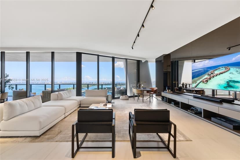1000 Biscayne Blvd # 3502, Miami FL 33132
