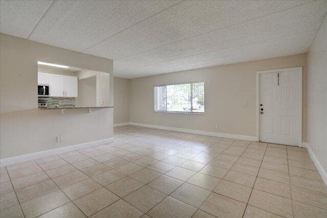 1104 Meadows Circle, Boynton Beach FL 33436 - Boynton Beach, FL - Photo 6