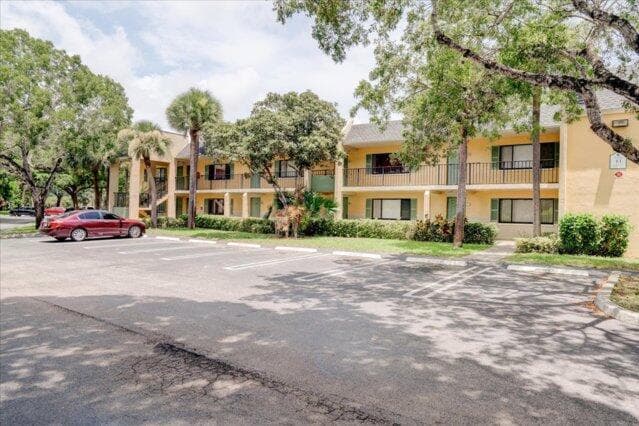 1104 Meadows Circle, Boynton Beach FL 33436 - Boynton Beach, FL - Photo 1