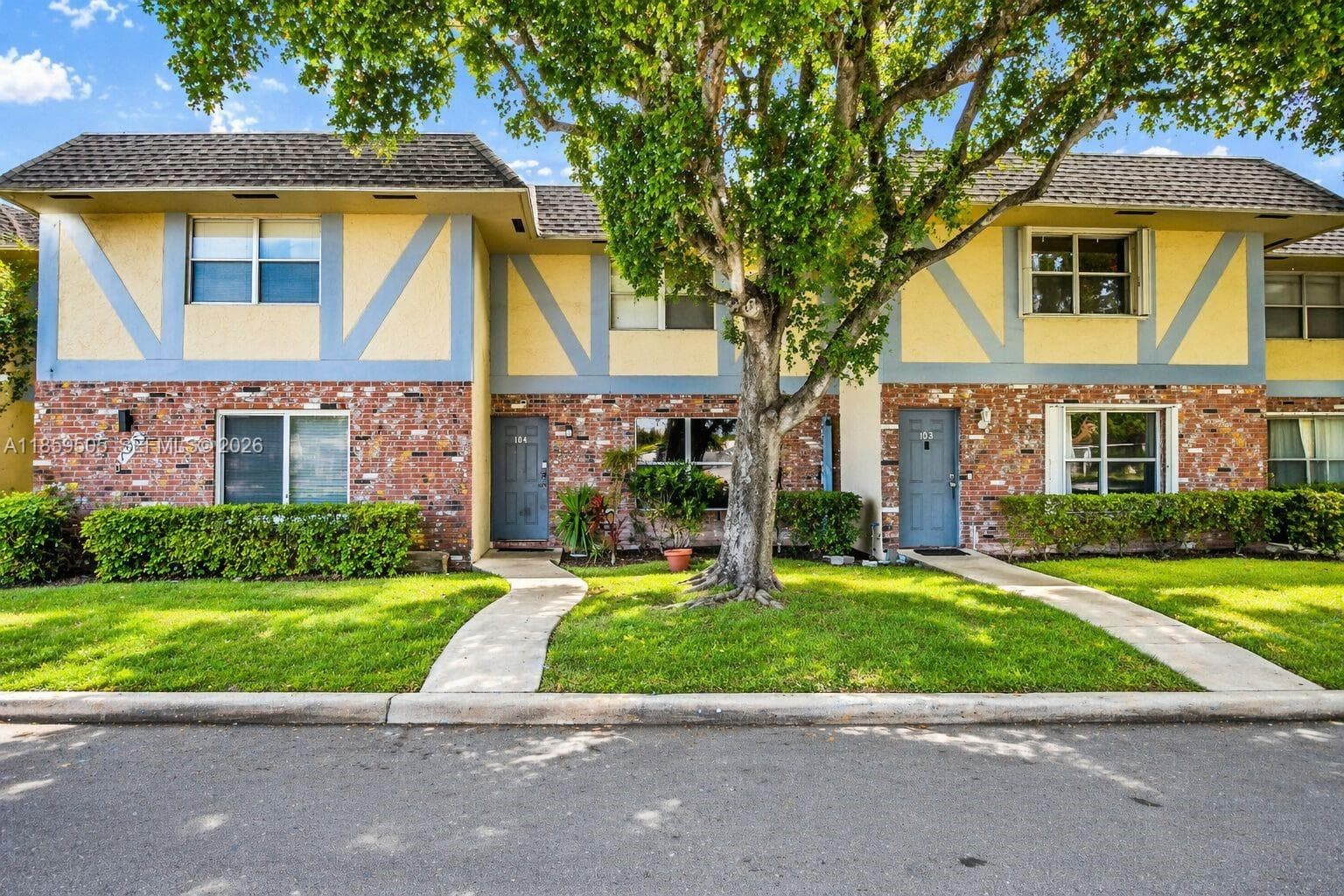 7501 Kimberly Blvd # 104, North Lauderdale FL 33068