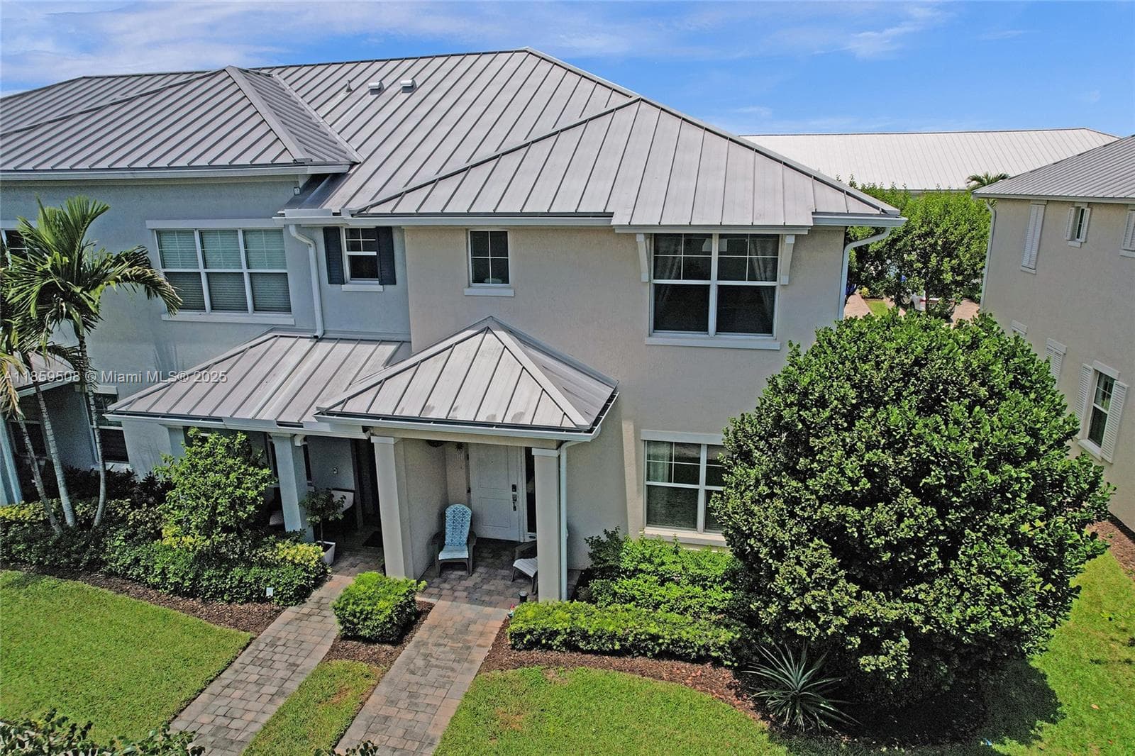 4046 Long Leaf Ln, Hollywood FL 33021 - Hollywood, FL - Photo 1