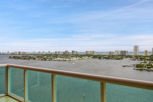 2640 Lake Shore Drive # 2011, Riviera Beach FL 33404 - Riviera Beach, FL - Photo 7