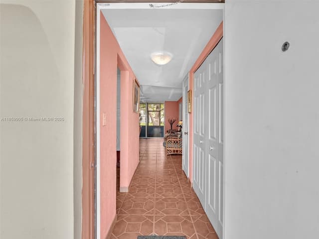 8020 N Sunrise Lakes Dr # 110, Sunrise FL 33322 - Sunrise, FL - Photo 5