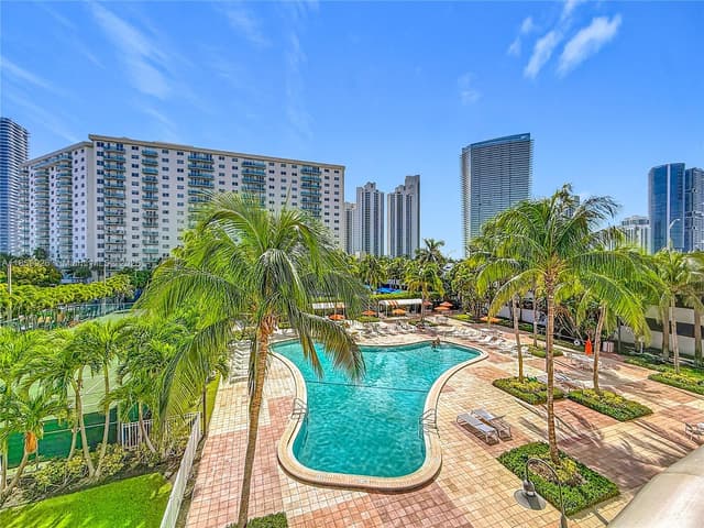 19380 Collins Ave # 308, Sunny Isles Beach FL 33160 - Sunny Isles Beach, FL - Photo 3