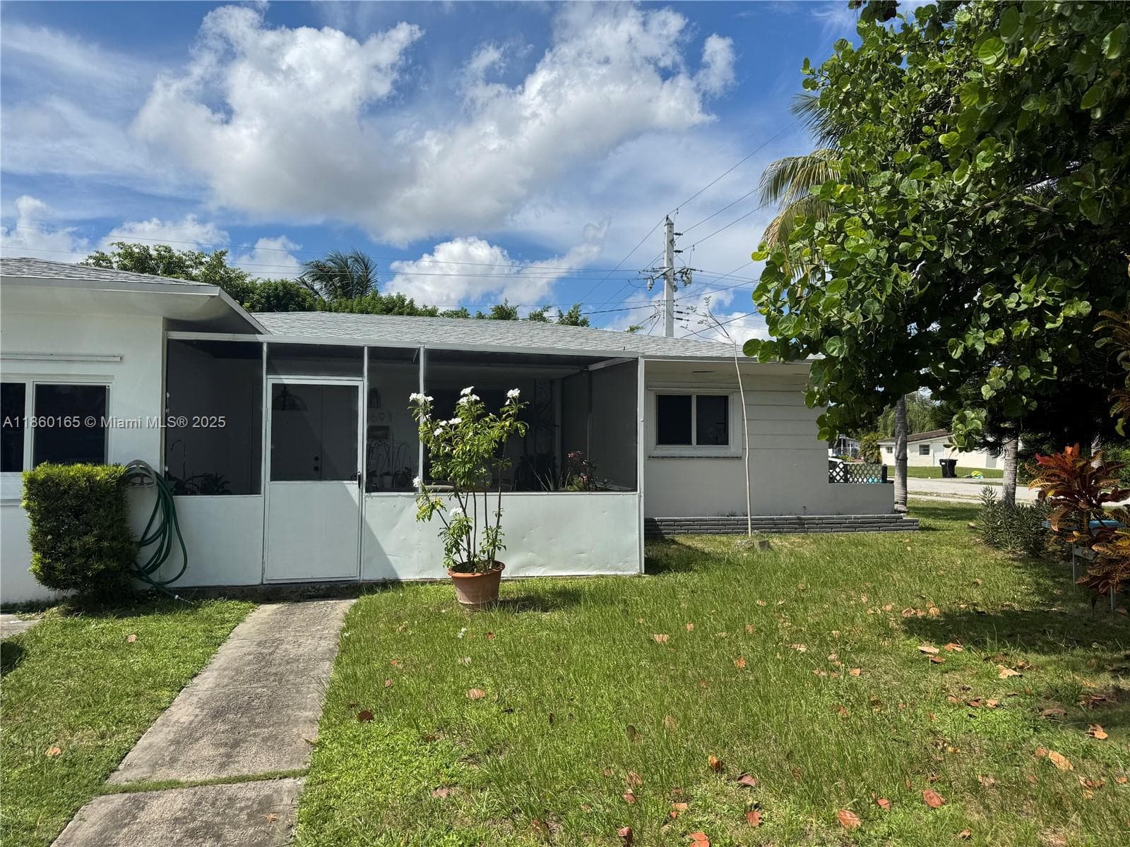 1691 NE 177th St, North Miami Beach FL 33162 - North Miami Beach, FL - Photo 1