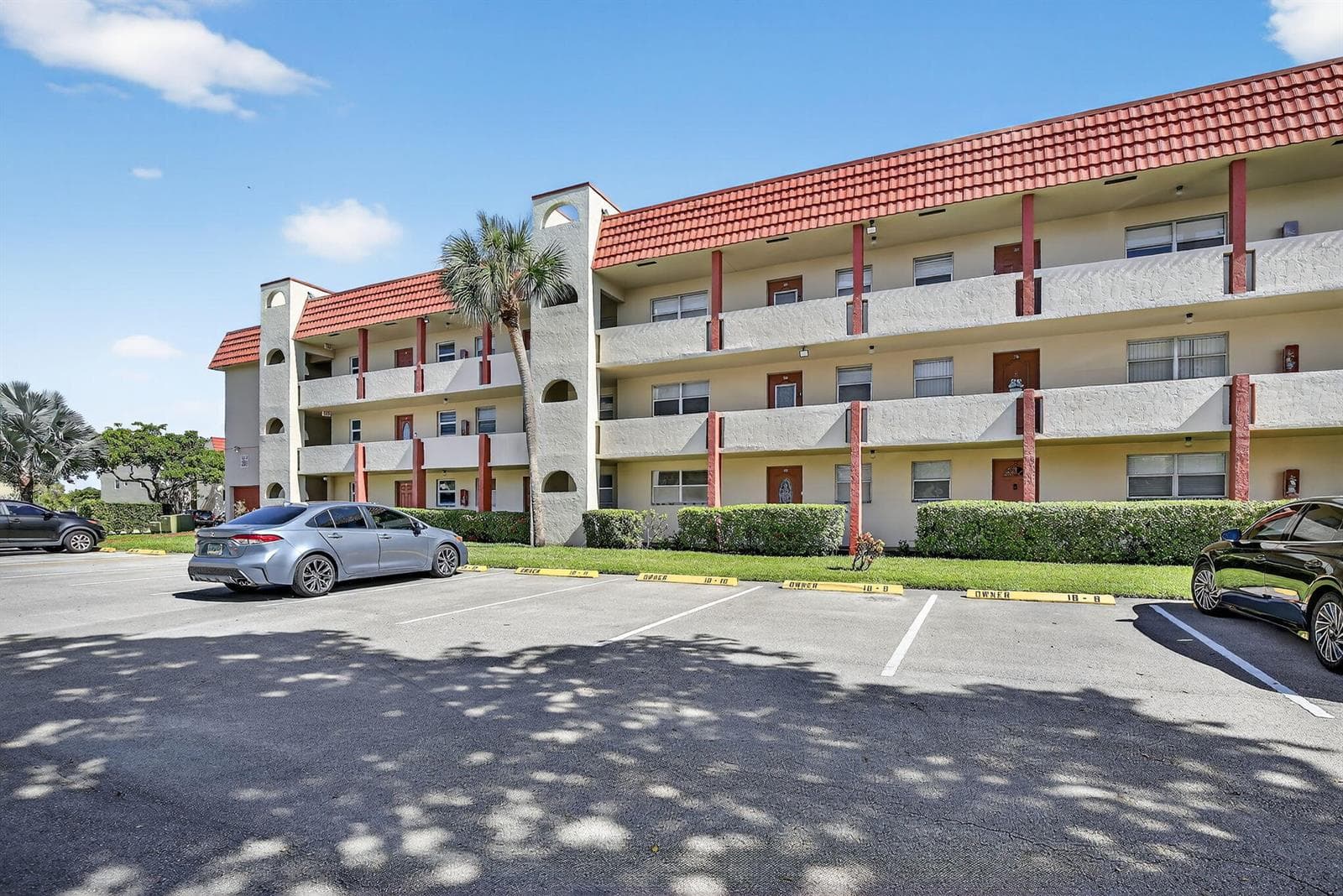 2951 Sunrise Lakes Drive E # 107, Sunrise FL 33322 - Sunrise, FL - Photo 1