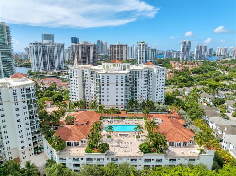 19900 E Country Club Dr # 308, Aventura FL 33180