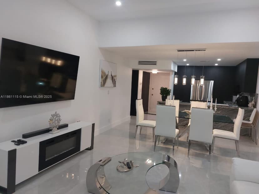 3180 S Ocean Dr # 1721, Hallandale Beach FL 33009