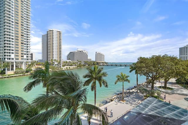 495 Brickell Ave # 402, Miami FL 33131 - Miami, FL - Photo 2