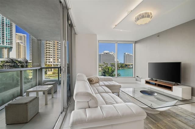 495 Brickell Ave # 402, Miami FL 33131 - Miami, FL - Photo 3
