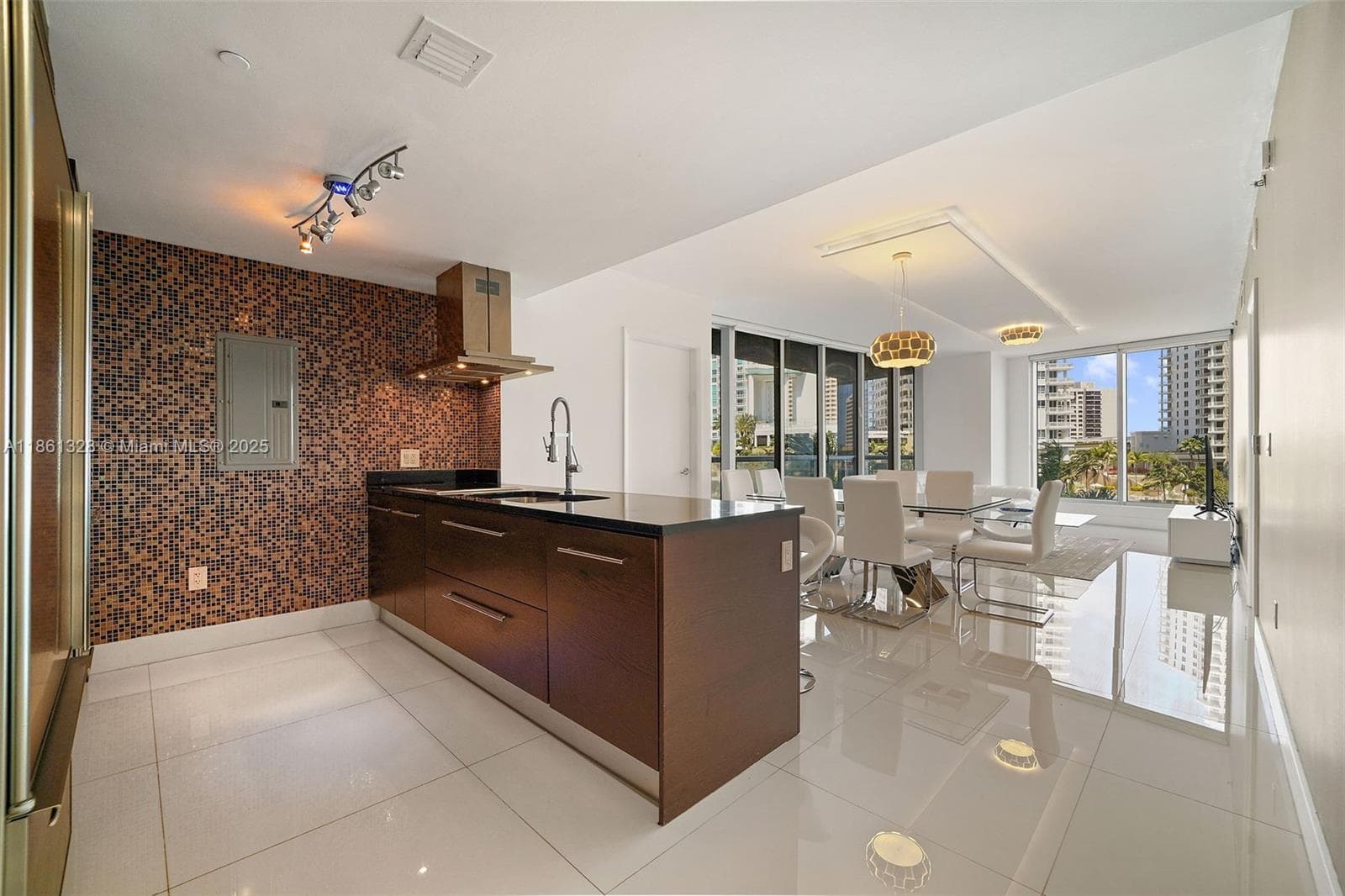 495 Brickell Ave # 402, Miami FL 33131 - Miami, FL - Photo 1