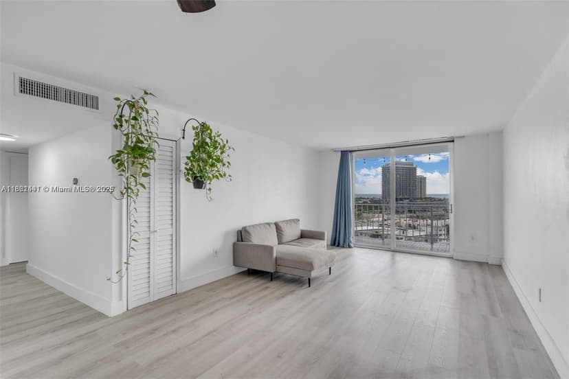 6900 Bay Dr # 11F, Miami Beach FL 33141