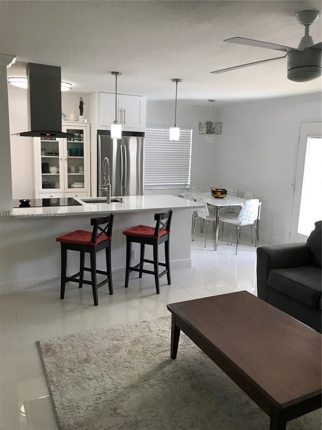 466 Normandy J # 466, Delray Beach FL 33484 - Delray Beach, FL - Photo 3