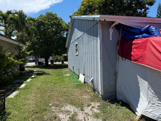 332 Fleming Avenue, FL 33463 - Photo 4