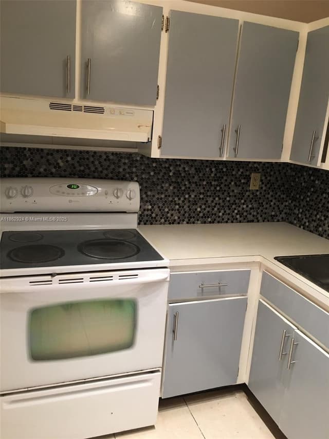 3582 NE 171st St # 203, North Miami Beach FL 33160 - North Miami Beach, FL - Photo 4