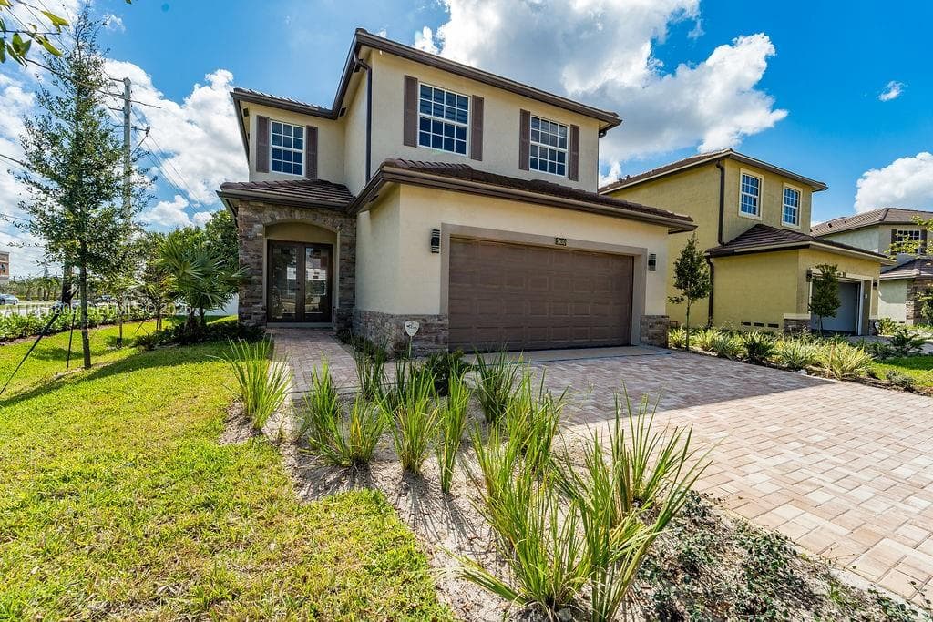 5400 NW 57th Ct, Tamarac FL 33319 - Tamarac, FL - Photo 1