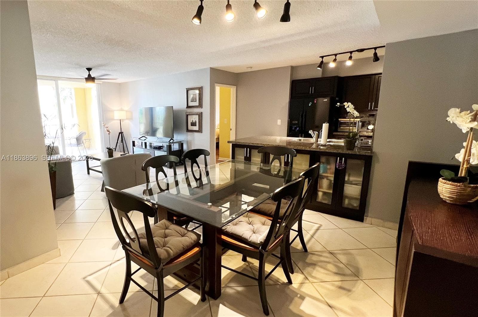 19555 E Country Club Dr # 8305, Aventura FL 33180
