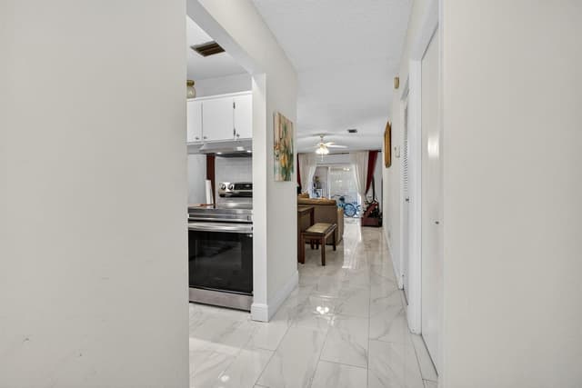 224 Lake Constance Drive # 224, West Palm Beach FL 33411 - West Palm Beach, FL - Photo 4