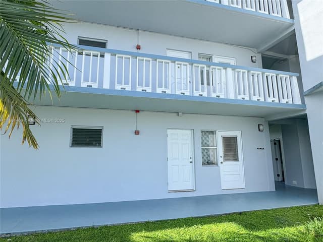2300 Park Ln # 105, Hollywood FL 33021 - Hollywood, FL - Photo 6