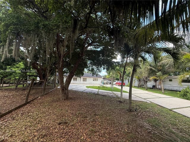 15765 SW 206th Ave, Miami FL 33187 - Miami, FL - Photo 3