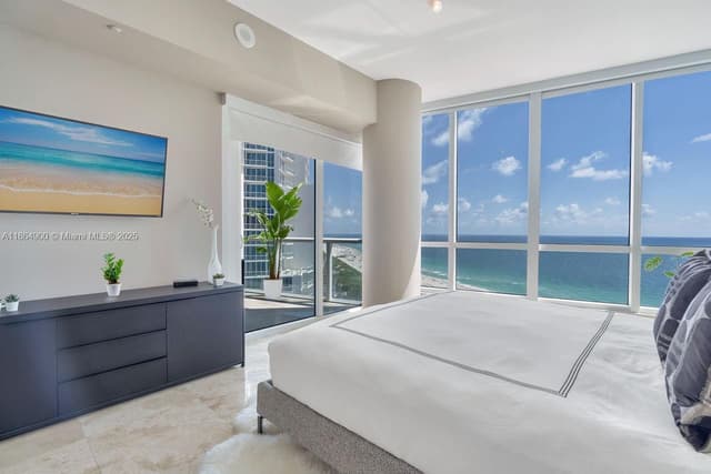100 S Pointe Dr # 2208, Miami Beach FL 33139 - Miami Beach, FL - Photo 6