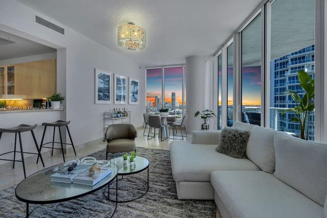 100 S Pointe Dr # 2208, Miami Beach FL 33139 - Miami Beach, FL - Photo 3