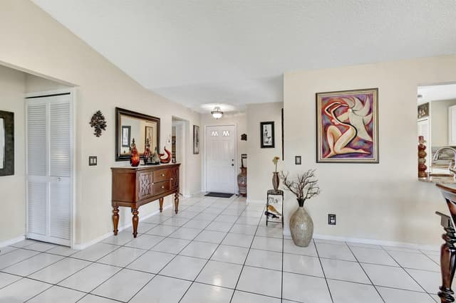 5531 Parkwalk Circle E, Boynton Beach FL 33472 - Boynton Beach, FL - Photo 6