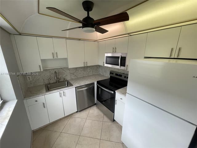 101 Brittany # C, Delray Beach FL 33446 - Delray Beach, FL - Photo 3