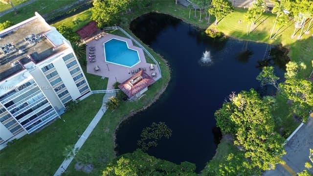 7051 Environ Blvd # 431, Lauderhill FL 33319 - Lauderhill, FL - Photo 5