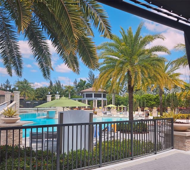 8175 NW 104th Ave # 35, Doral FL 33178 - Doral, FL - Photo 5