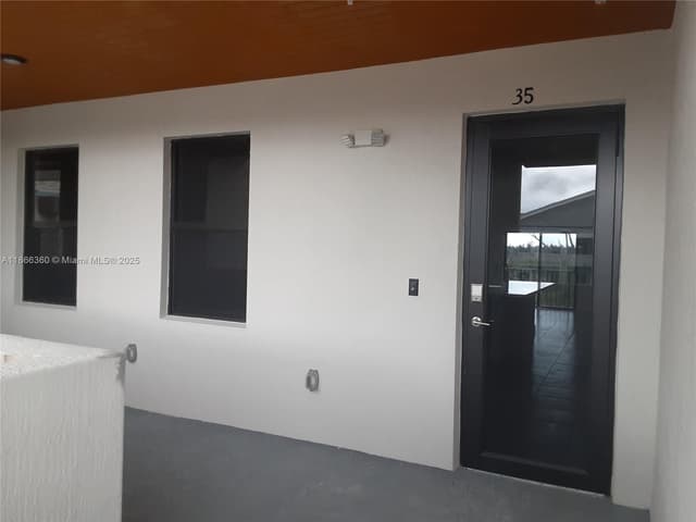 8175 NW 104th Ave # 35, Doral FL 33178 - Doral, FL - Photo 4