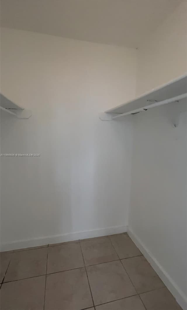 498 NW 165th St Rd # 101, Miami FL 33169 - Miami, FL - Photo 5