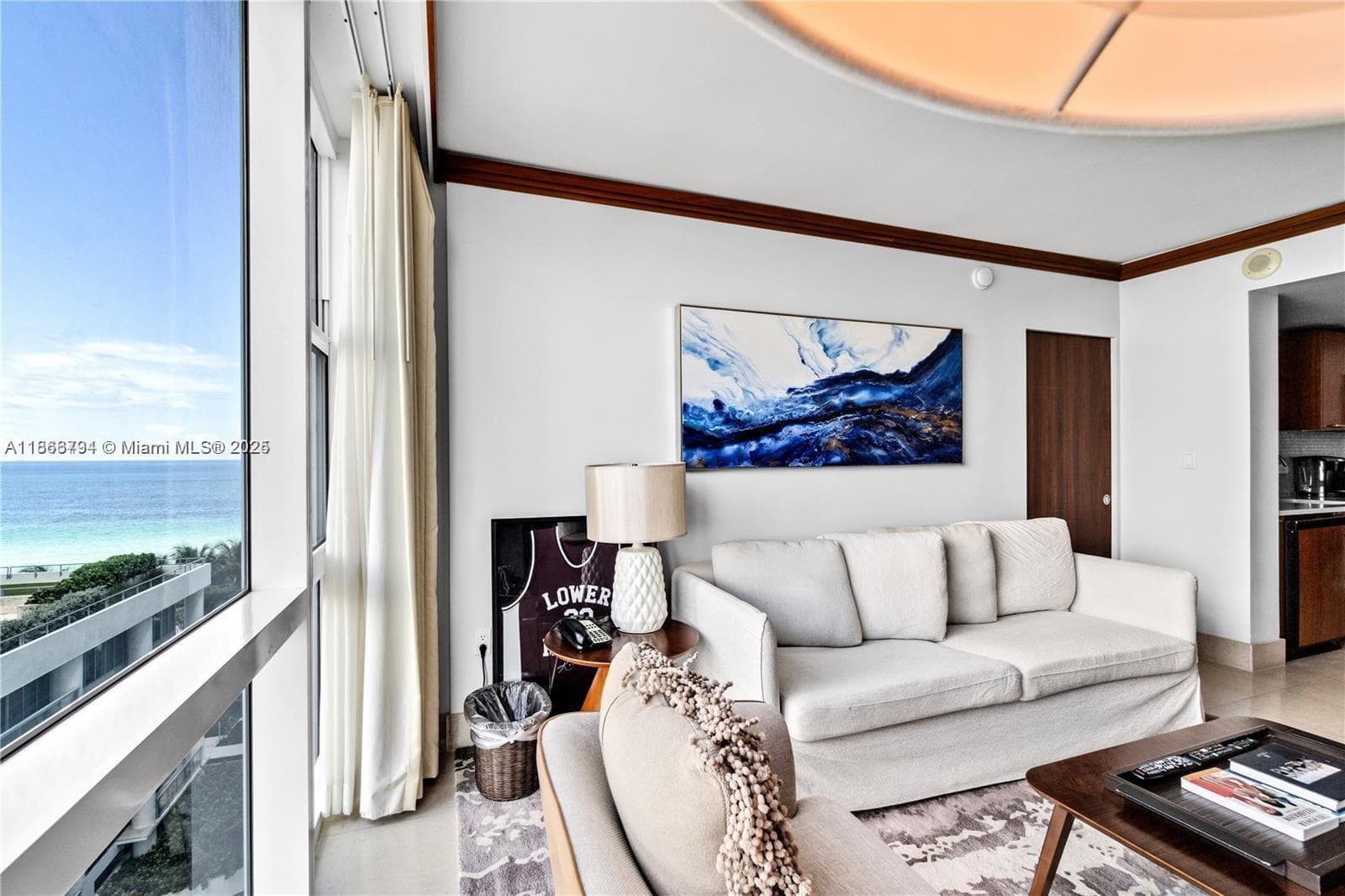 6801 Collins Ave # 818, Miami Beach FL 33141