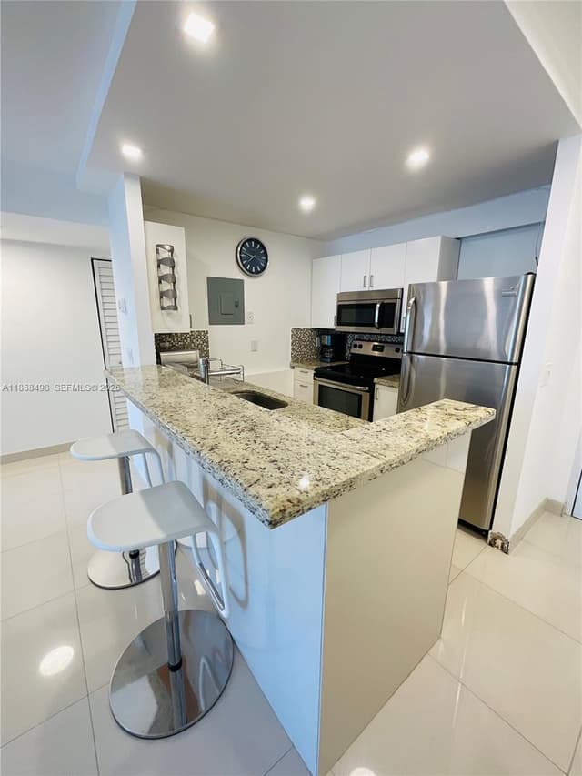 3545 NE 167th St # 505, North Miami Beach FL 33160 - North Miami Beach, FL - Photo 4