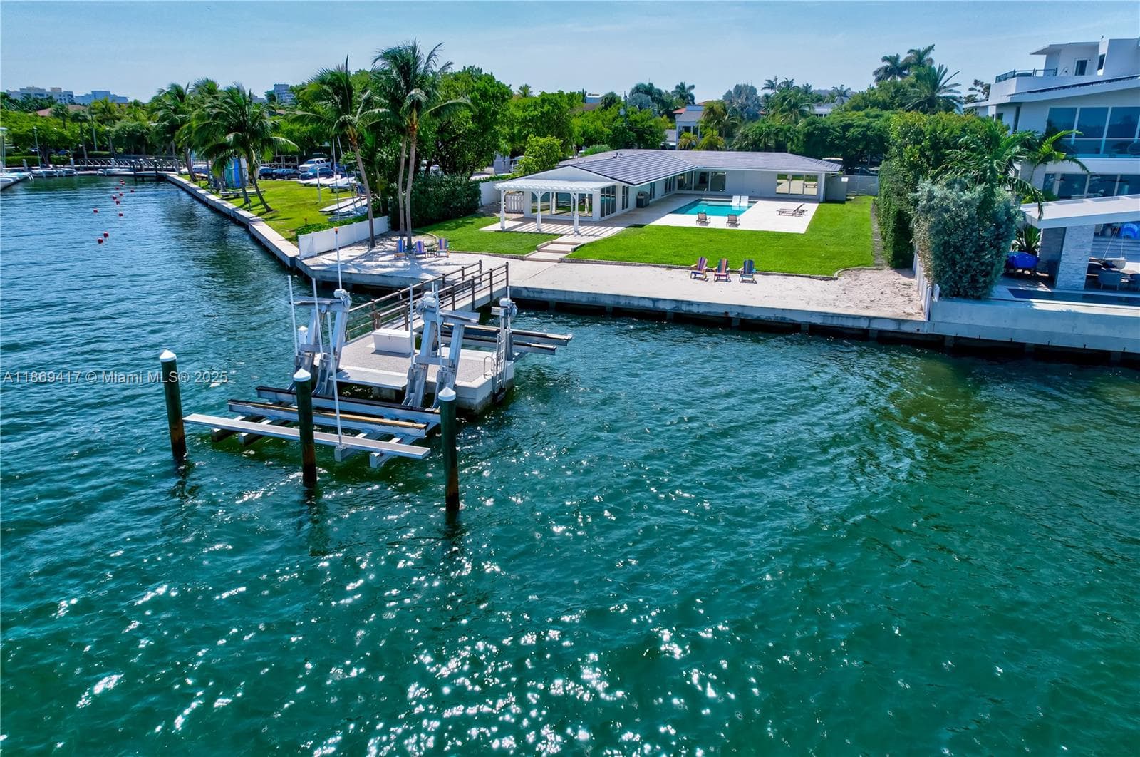 200 Harbor Dr, Key Biscayne FL 33149 - Key Biscayne, FL - Photo 1