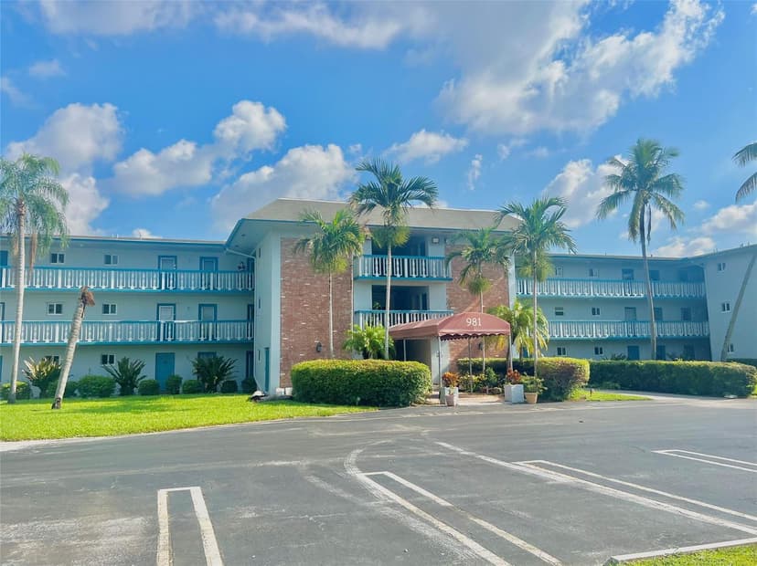 981 Hillcrest Court # 306, Hollywood FL 33021
