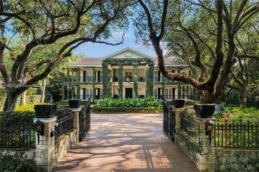 612 Sunset Dr, Coral Gables FL 33143