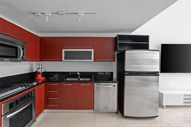253 NE 2 ST # 626, Miami FL 33132 - Miami, FL - Photo 5